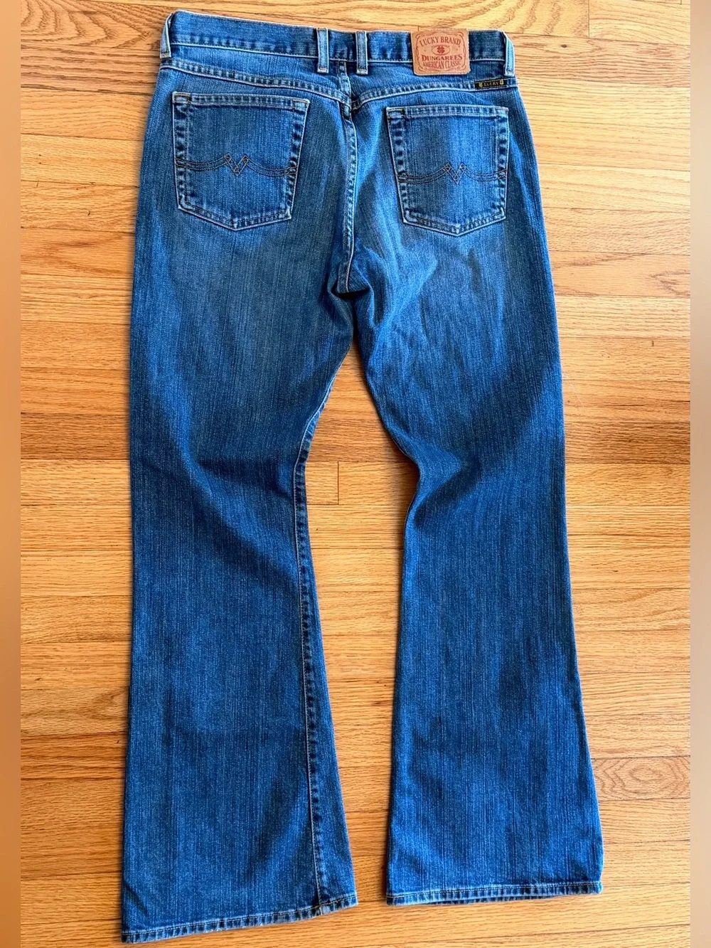 Lucky Brand Classic Blue Bootcut Jeans - Picture 3 of 11